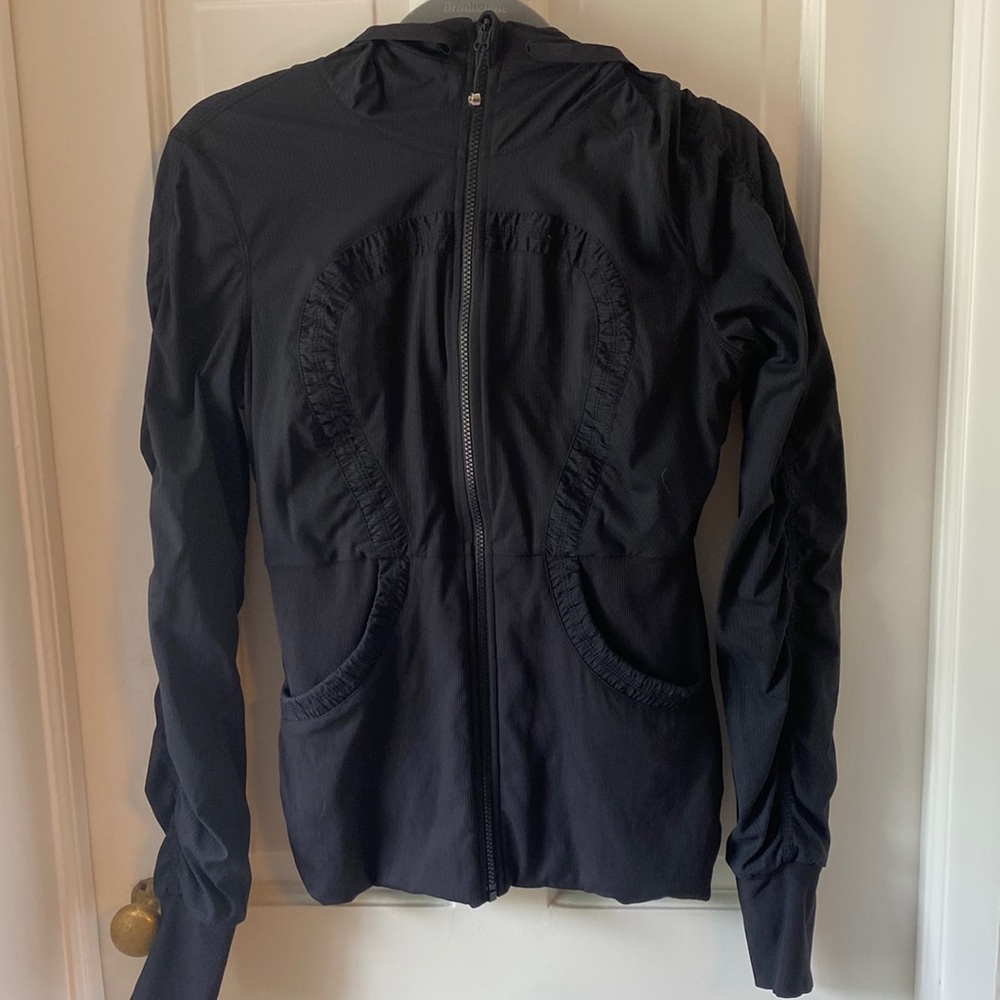 Black lululemon zip up hoodie!